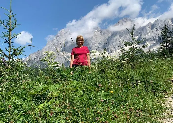 Haus Silvia Kraml Alojamento de Acomodação e Pequeno-almoço Schladming